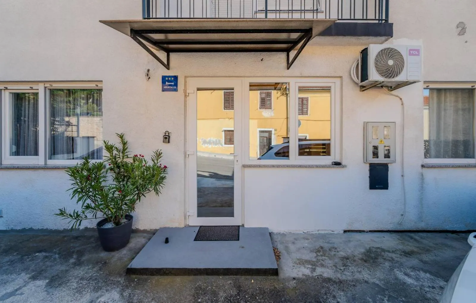 Apartament Apartman Cukar Pula